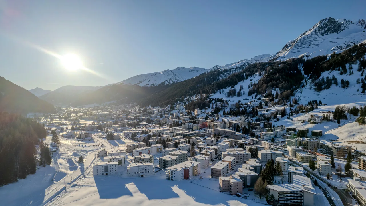 Skiferie i Davos i Švýcarsko